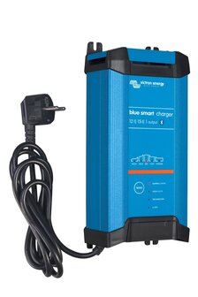 Blue Smart IP22 Charger 12/15 230V CEE 1 uitgang